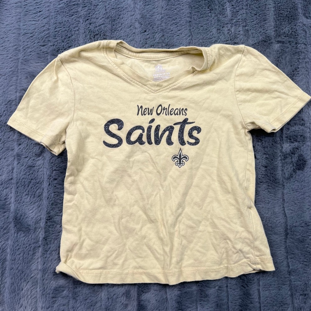NFL Team Apparel New Orleans Saints Kids T-Shirt Cream V-Neck Size 4/5 Glitter